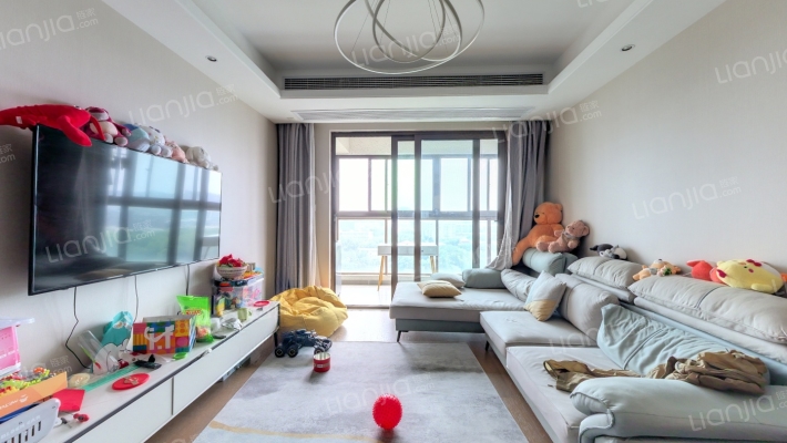 翡翠天际二手房实景图