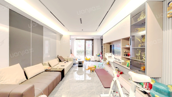 保利伴湖院二手房实景图