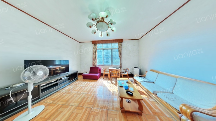 信用社家属区二手房实景图