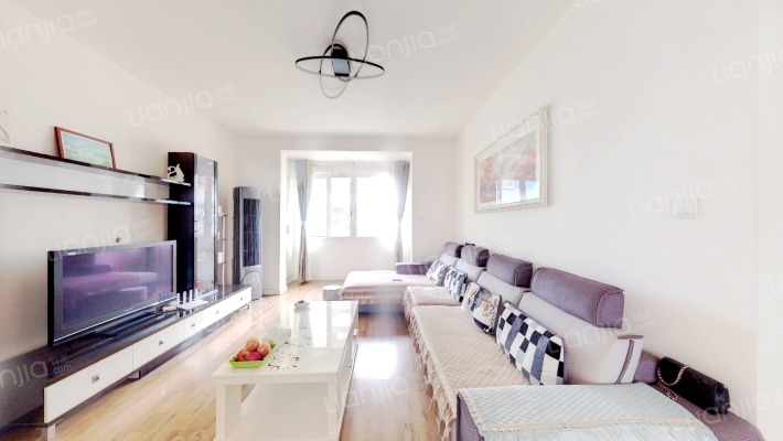 彩虹大道南段196号二手房实景图