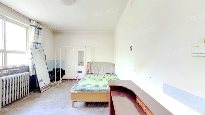 石油公司宿舍二手房实景图