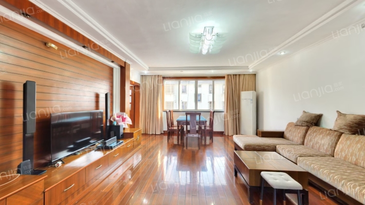 假日花苑二手房实景图