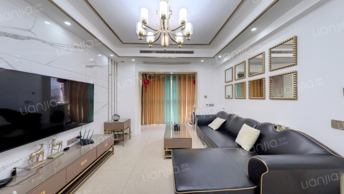 贵安新天地贵岚苑二手房实景图