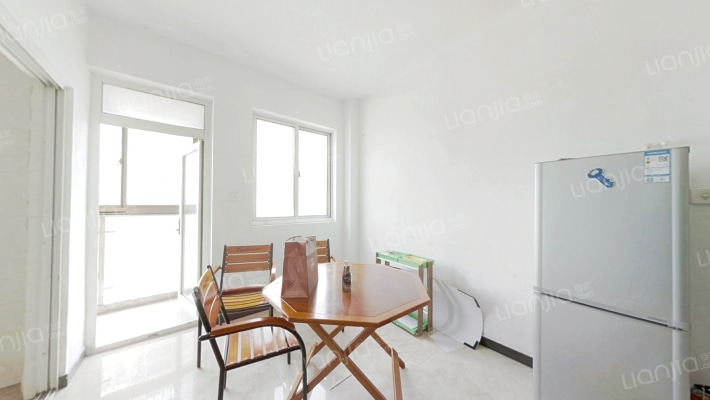 龙珠锦苑二手房实景图