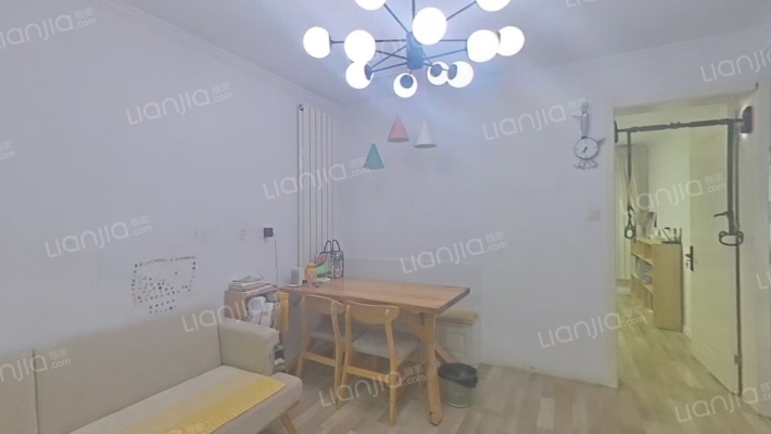 螺丝厂家属院二手房实景图