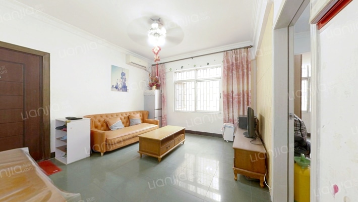 物业广场二手房实景图