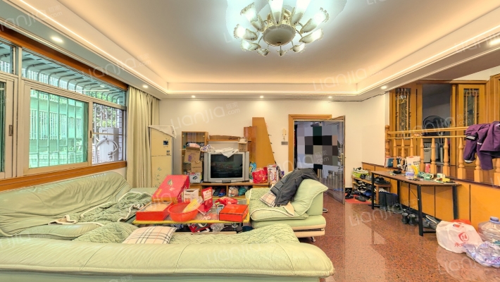 宝杭花园二手房实景图