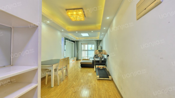 汉阳满庭春MOMA二手房实景图