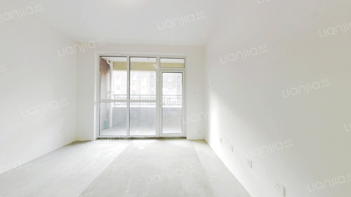 鲁发公园道1号二手房实景图