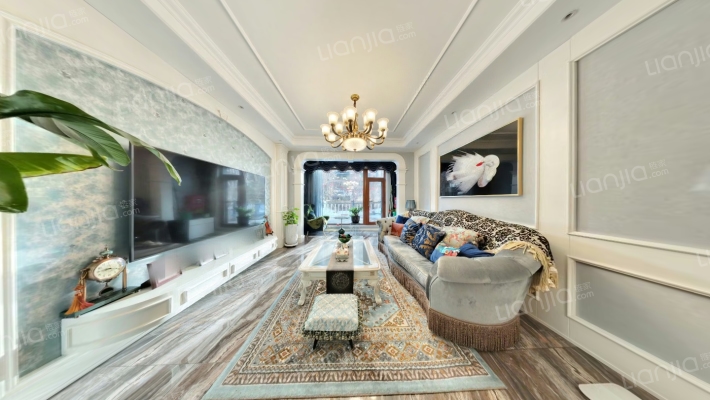 招商贝肯山六期B二手房实景图