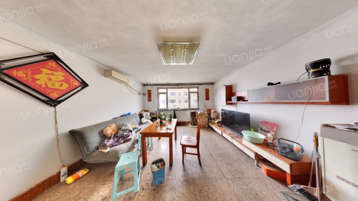 卧鹏小区二手房实景图