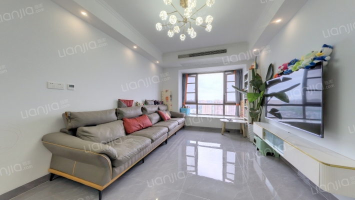 戛纳湾金棕榈二手房实景图