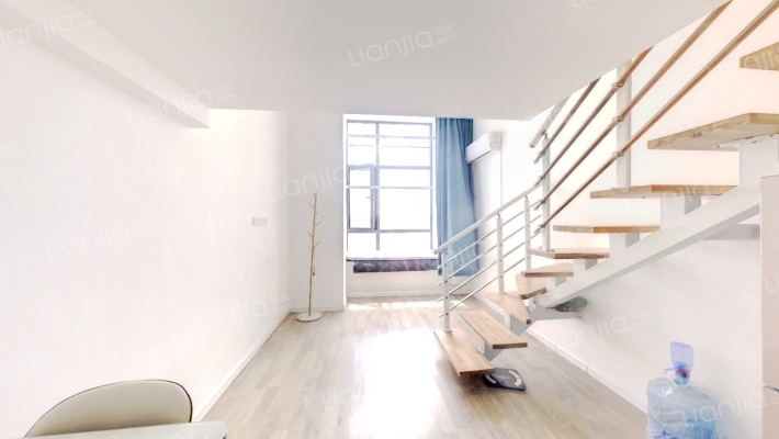 中东港二手房实景图