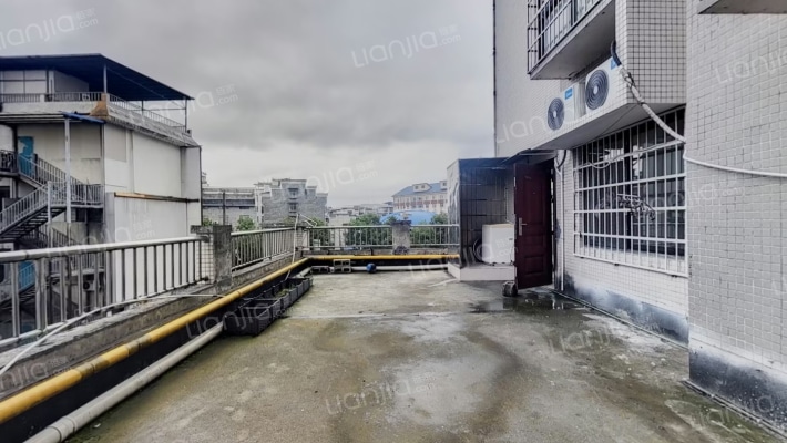 华成中央尚都二手房实景图