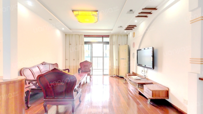 名佳花园二手房实景图