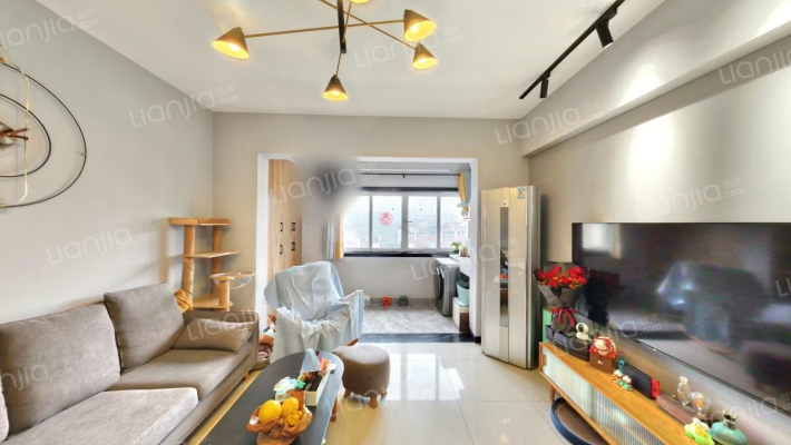 复地上城国际公寓二手房实景图