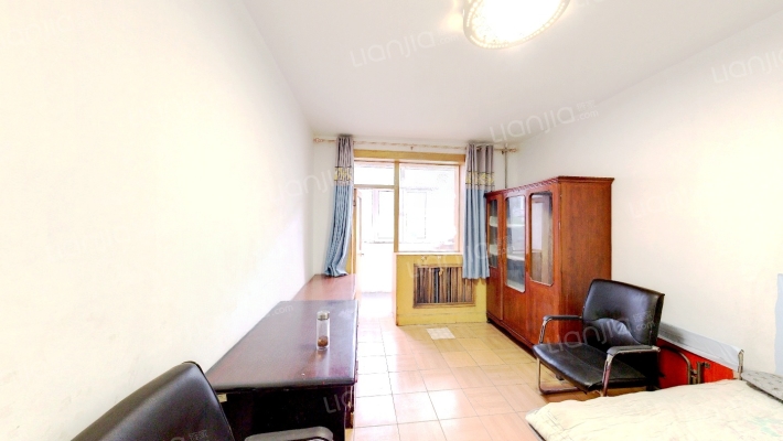 新城东街南10号二手房实景图