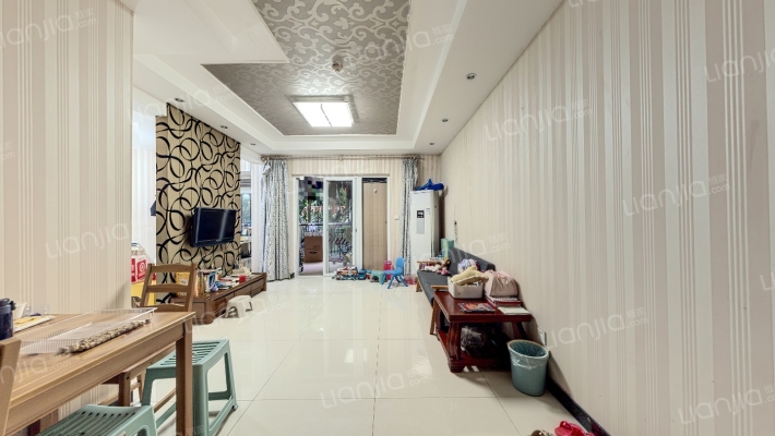 学府大道69号依林雅筑二手房实景图