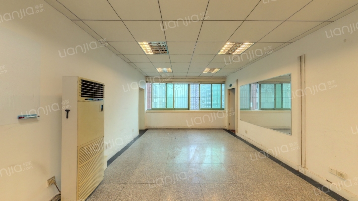 恒鑫大厦二手房实景图