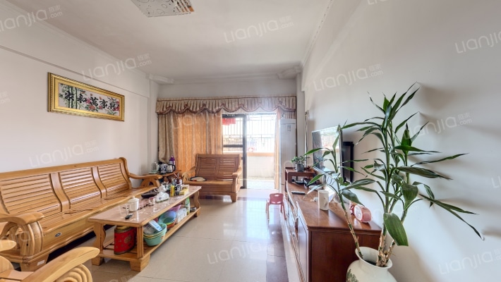 龙福新苑二手房实景图