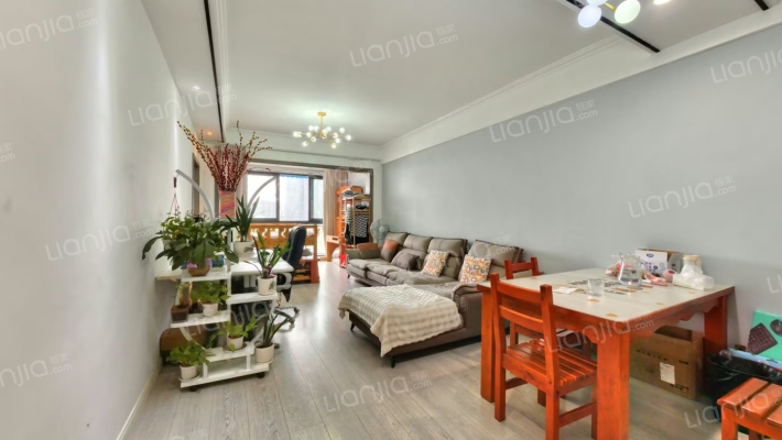 国润天骄二手房实景图