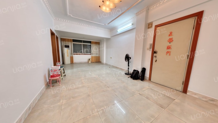 西堤二路二手房实景图