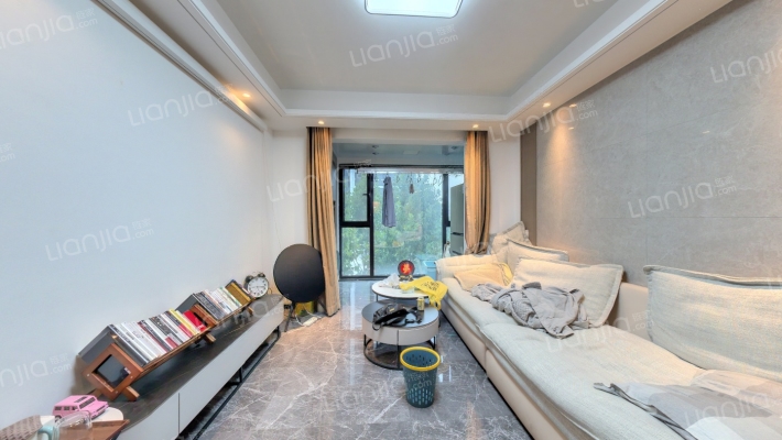 中房·卓越府二手房实景图