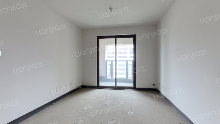 新城悦隽华庭二手房实景图