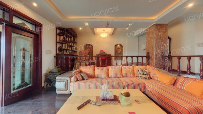 青云阁二手房实景图