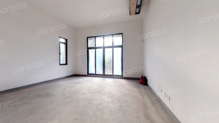 龙湖东桥郡二手房实景图