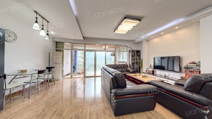 麒龙山水二手房实景图