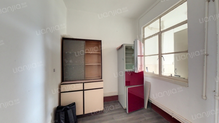 前一万山二手房实景图