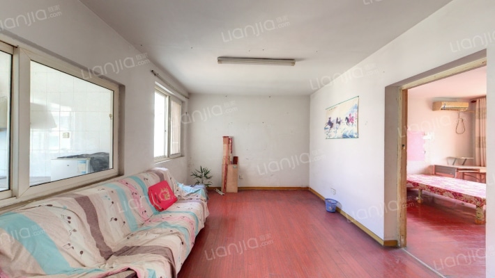 新锦园二手房实景图