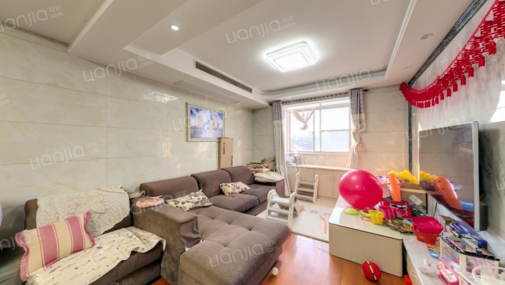 鸿发家园二手房实景图