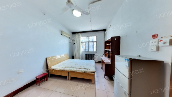 第七中学家属院二手房实景图