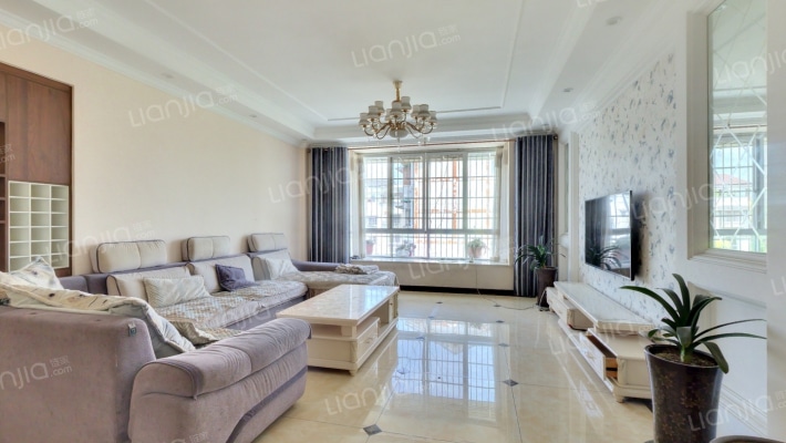 康桥水乡B区二手房实景图