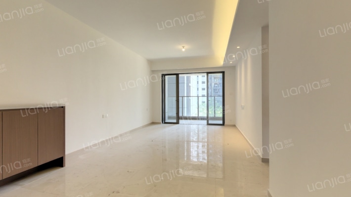 方直彩虹里二手房实景图