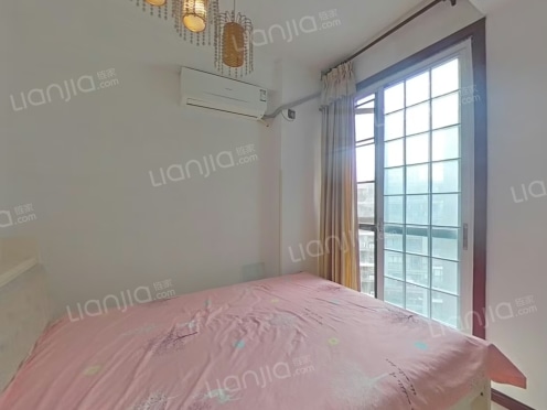 合租·花样年花样城 5居室 东南卧