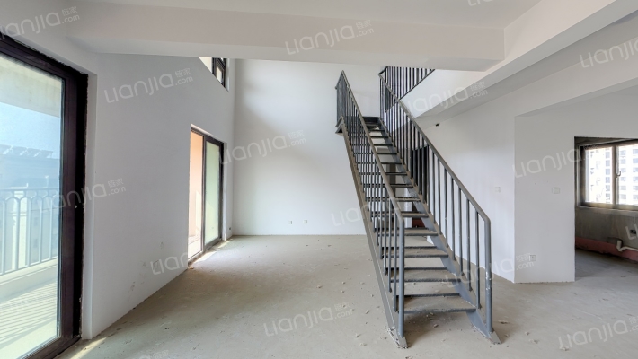 中南君悦府二手房实景图