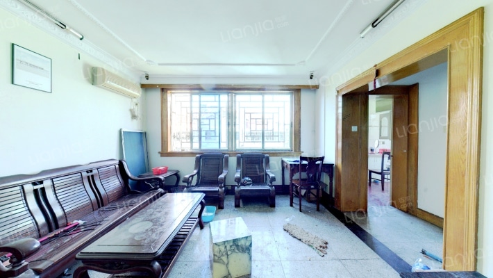 保昆公寓二手房实景图