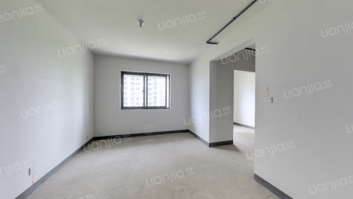 南丽湾二手房实景图