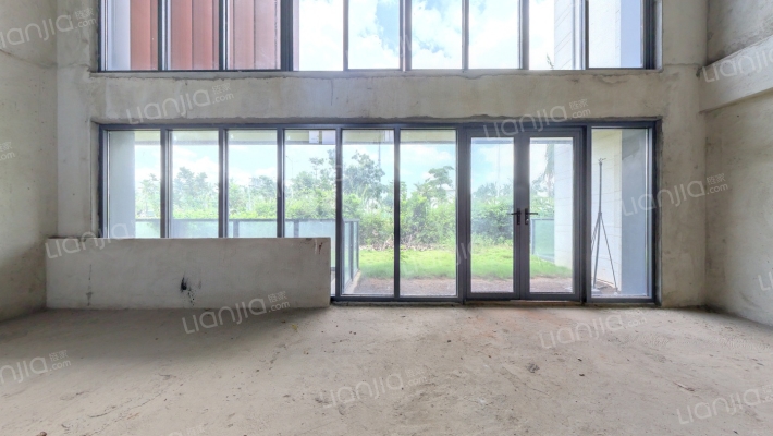 环球100宝龙城二手房实景图