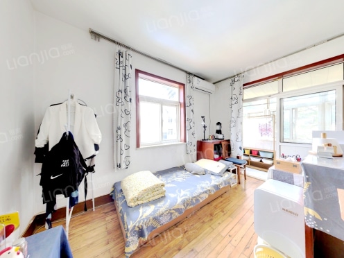 整租·莱阳路 1室1厅 东南