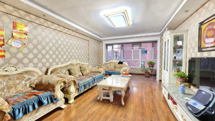 东润国际二手房实景图