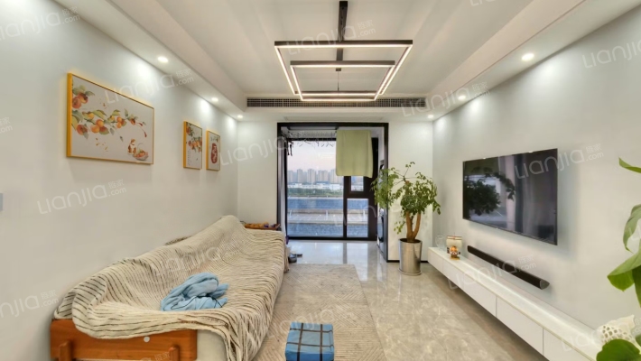 置地新唯花园二手房实景图