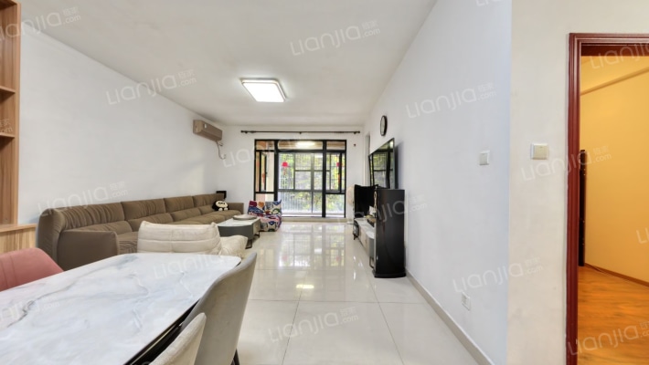 依山郡花园二期二手房实景图