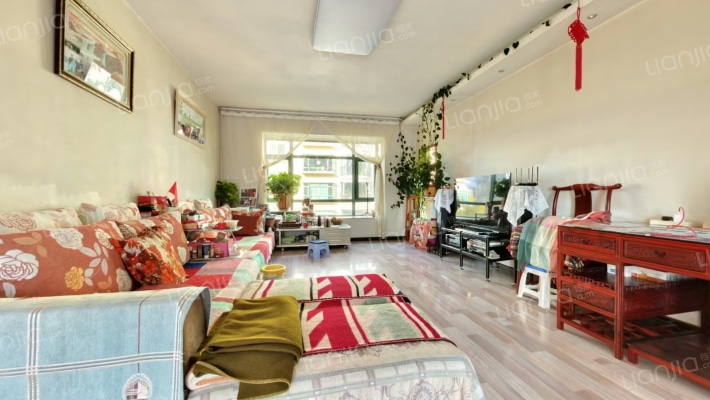 艾诗林根小区二手房实景图