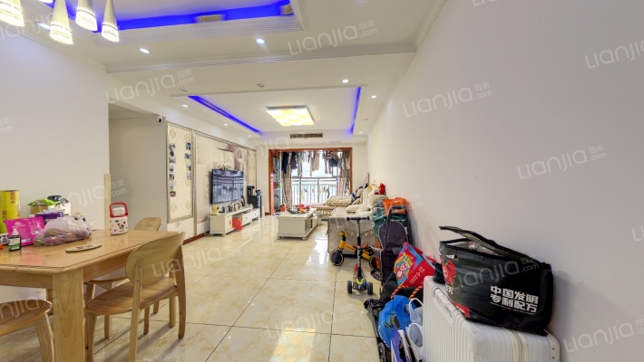 美丽蓝湾二手房实景图