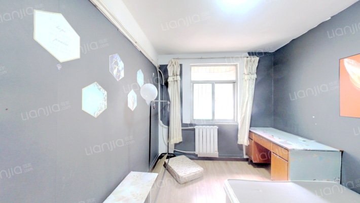 西安唐城服装公司家属院二手房实景图