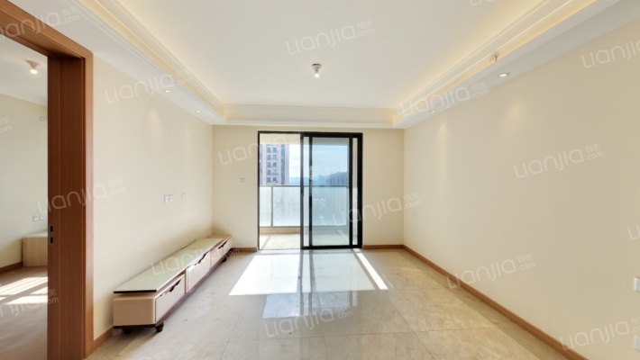 亚新美好艺境二手房实景图